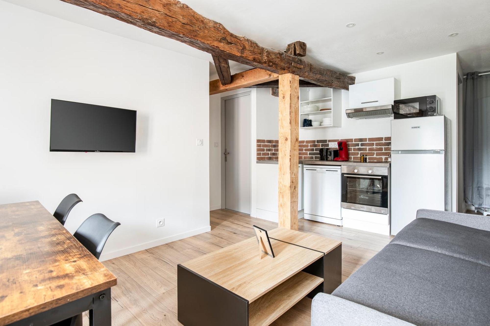 Nationale 202 Cahorscitystay Esterno foto